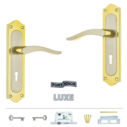 M8H20 - 3 Lever Lockset Vanda 8"